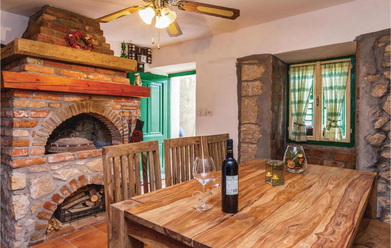 Stunning Home In Punat With Kitchen Stara Baška Εξωτερικό φωτογραφία