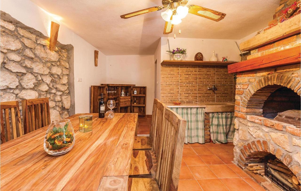 Stunning Home In Punat With Kitchen Stara Baška Εξωτερικό φωτογραφία